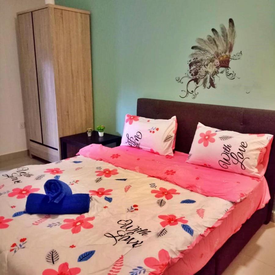 Desaru Cosy Homestay - Near Waterpark, Beach, Rapid -Wifi, Tvbox, Steamboat, Bbq Available Eksteriør billede